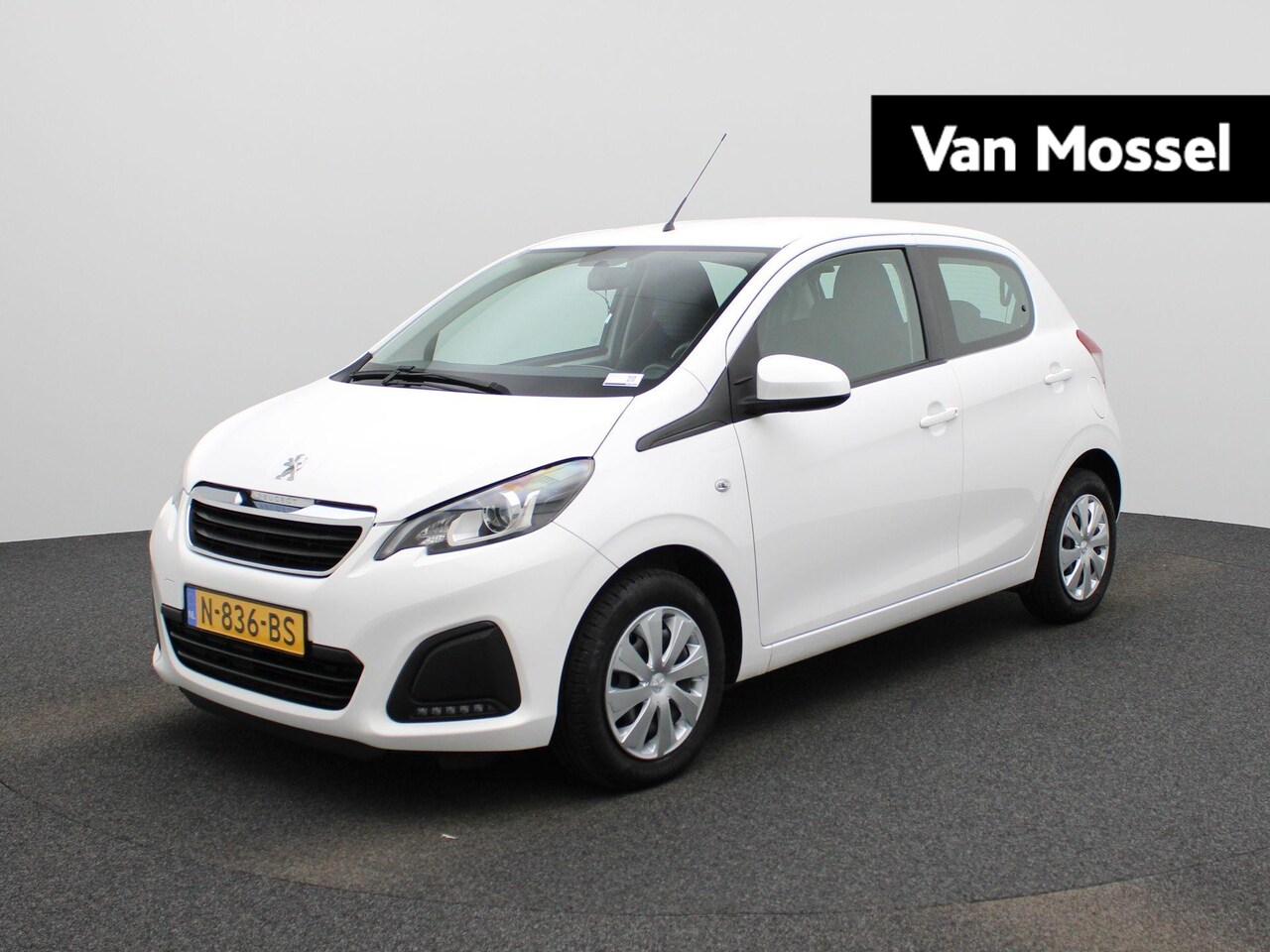 Peugeot 108 - 1.0 e-VTi Active | Airco | Camera | 5-Deurs | Bluetooth | Apple carplay | DAB | Lage km st - AutoWereld.nl
