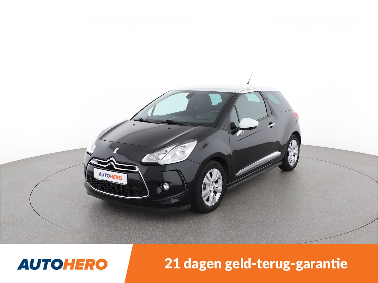 DS 3 - 1.2 PureTech So Chic | SV60583 | - AutoWereld.nl
