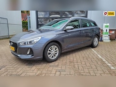 Hyundai i30 Wagon - 1.4 T-GDI Comfort-Trekhaak, cruise-navigatie