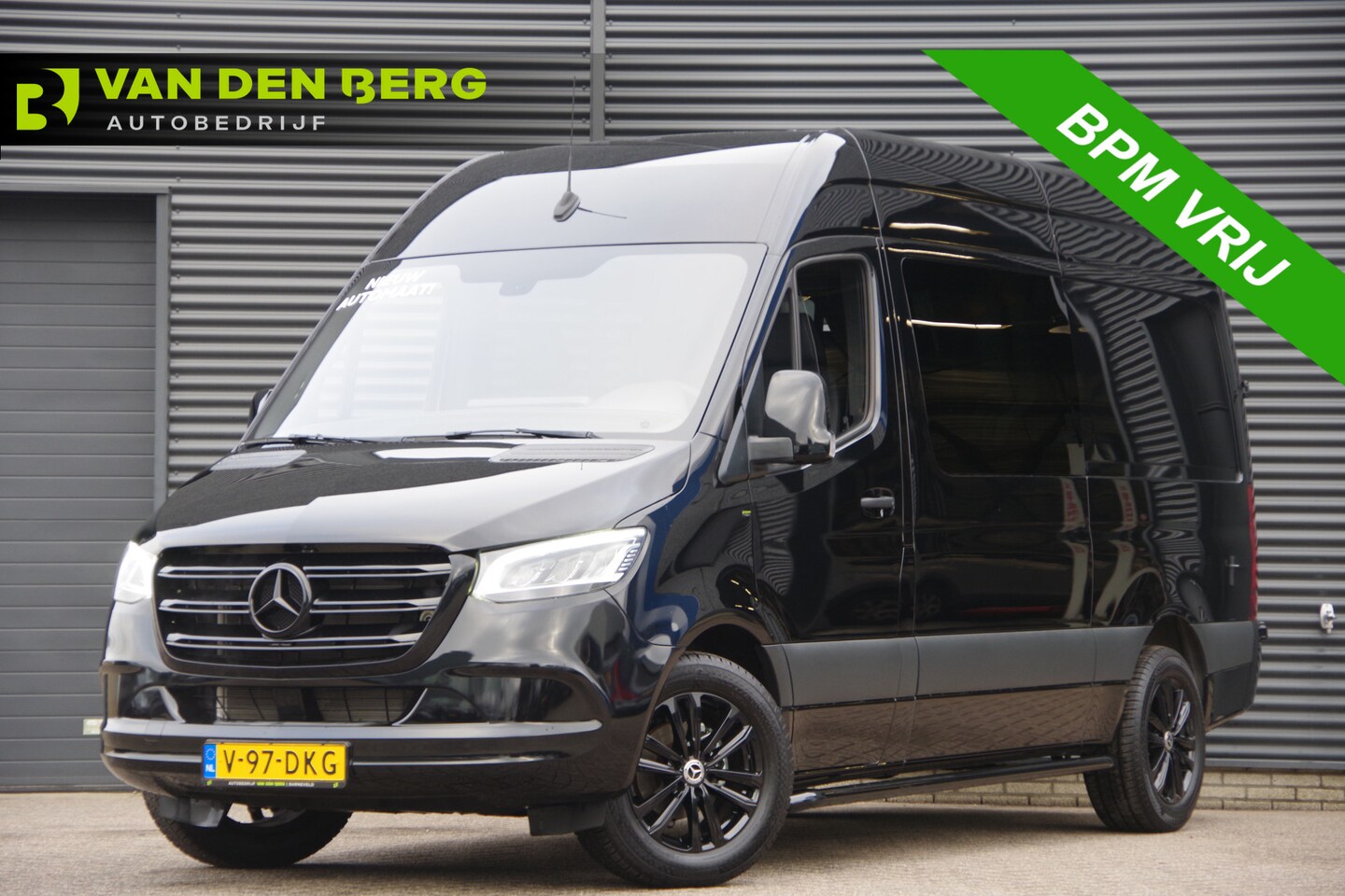 Mercedes-Benz Sprinter - 319 1.9 CDI L2H2 DC-6P, AUT. LED, LEDER, MBUX 10'', CAMERA, NAVI, CRUISE, CLIMA, DUBBELE C - AutoWereld.nl