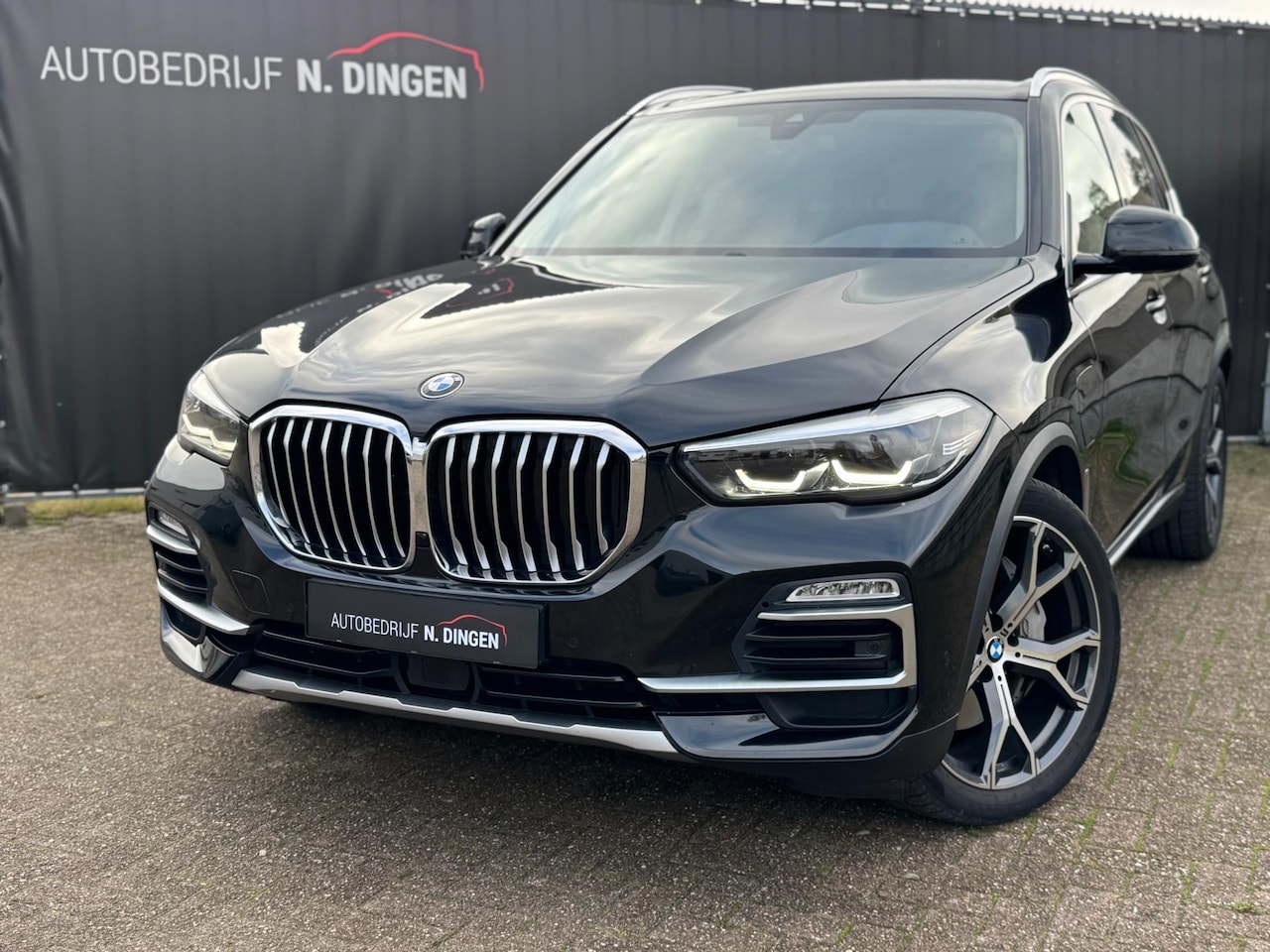 BMW X5 - XDrive45e Comfort stoelen camera trekhaak - AutoWereld.nl