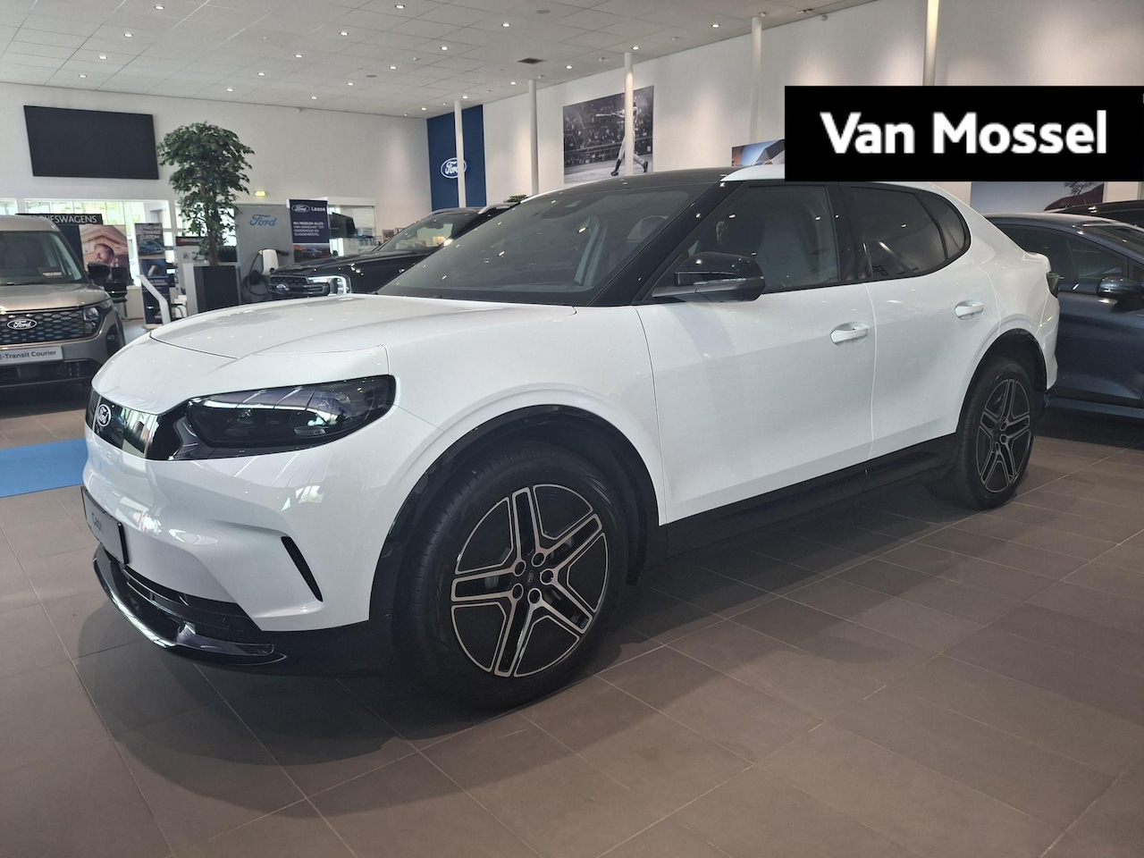 Ford Capri - Extended Range RWD 77 kWh | DRIVERASSISTANCE PACK | PANORAMADAK | TE BESTELLEN - AutoWereld.nl