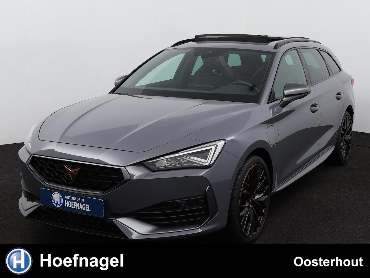 CUPRA Leon Sportstourer - 1.4 e-Hybrid VZ Performance | Automaat | Panoramadak | Navigatie - AutoWereld.nl