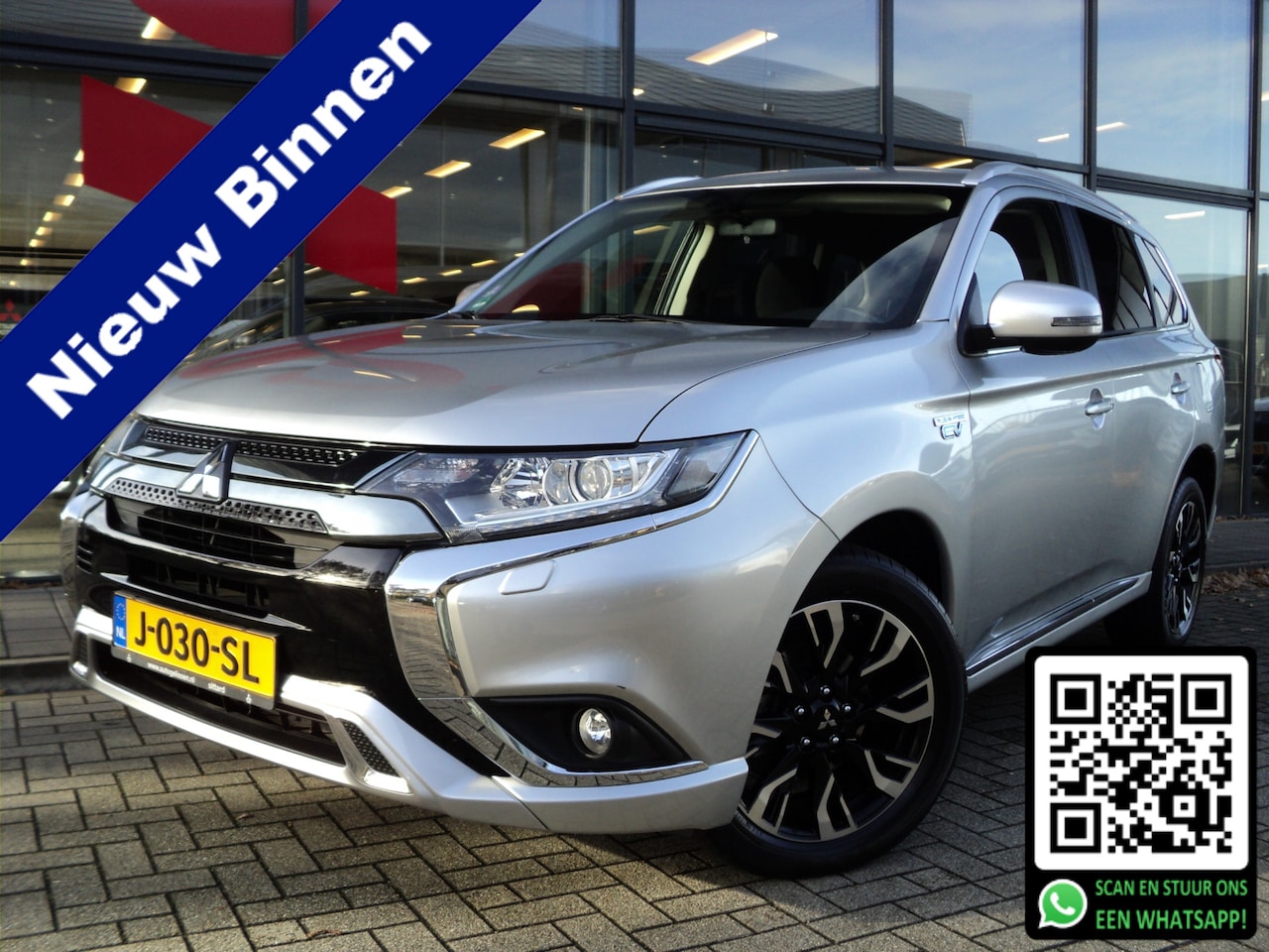 Mitsubishi Outlander - 2.4 PHEV Pure 4WD | 240 PK | 18" TWO TONE LICHTMETALEN WIELEN \ AUTOMAAT | TREKHAAK | 1.50 - AutoWereld.nl