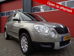 Skoda Yeti - 1.2 TSI Ambition Automaat Clima Cruise Navi Pano-Dak Trekhaak LMV