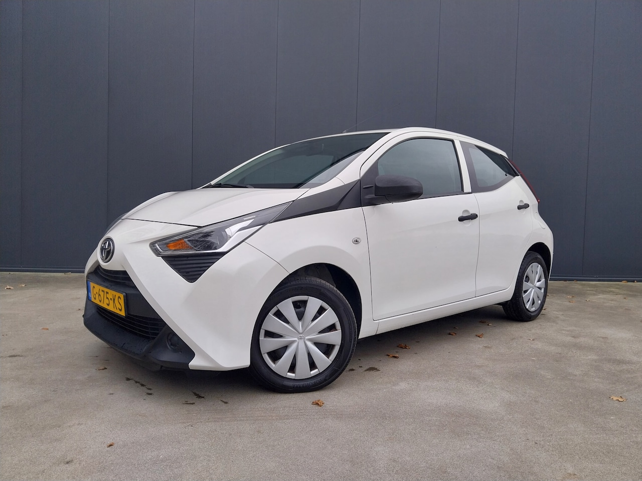 Toyota Aygo - 1.0 VVT-i x 1e EIGENAAR LED NL AUTO - AutoWereld.nl