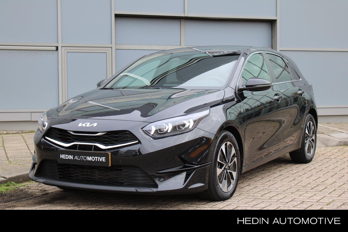 Kia Cee'd - Ceed 1.0 T-GDi DynamicPlusLine l Design-Edition l Navigatie l Camera l Stoelverw l Stuurve - AutoWereld.nl