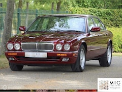Jaguar XJ - EXECUTIVE 3.2