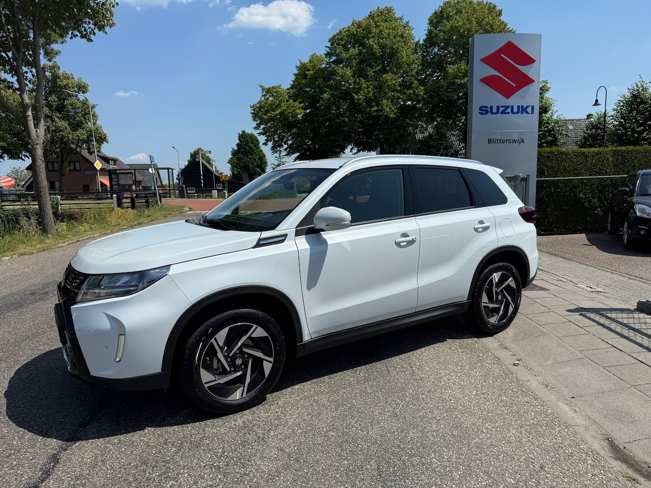 Suzuki Vitara - 1.4 Boosterjet Style Smart Hybrid BJ 2025 // 1500 kilo trekgewicht // Nieuwstaat // Snel t - AutoWereld.nl