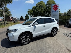 Suzuki Vitara - 1.4 Boosterjet Style Smart Hybrid BJ 2025 // 1500 kilo trekgewicht // Nieuwstaat // Snel t