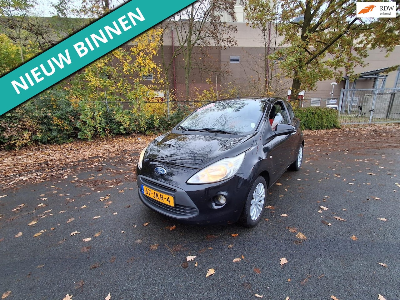 Ford Ka - 1.2 Titanium LEUKE AUTO RIJDT EN SCHAKELT GOED - AutoWereld.nl