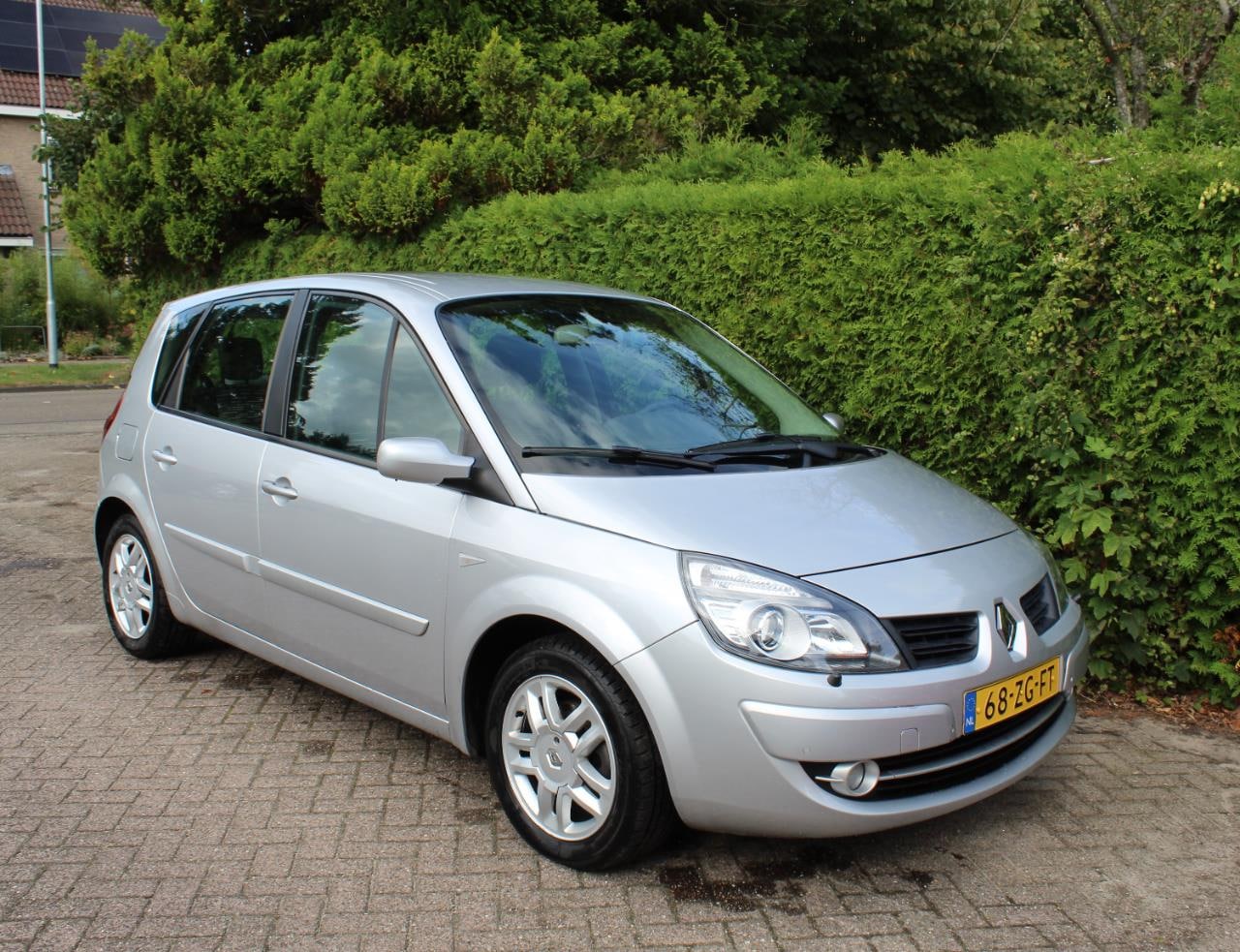 Renault Scénic - 1.6-16V Tech Line 1.6-16V Tech Line - AutoWereld.nl