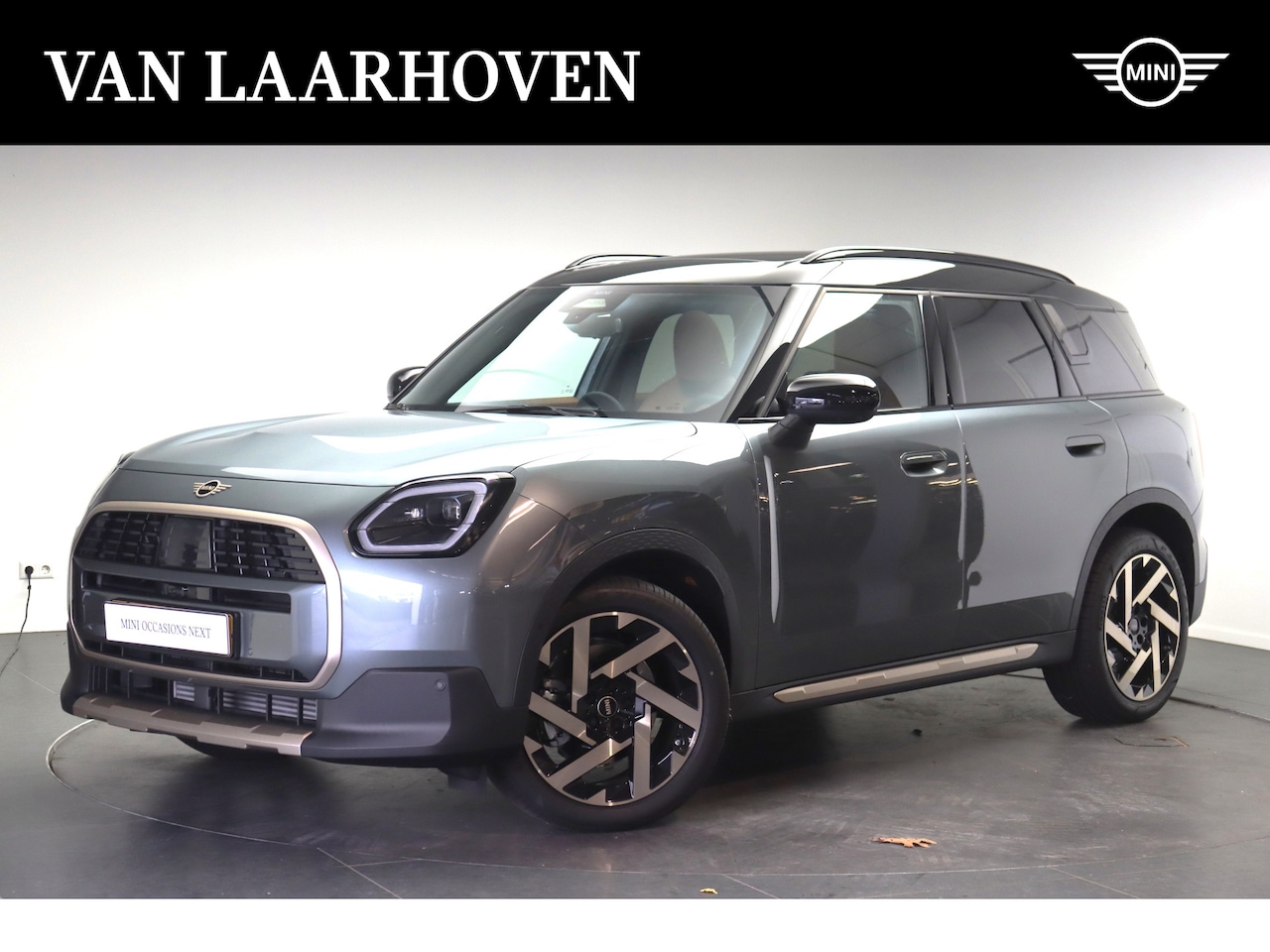 MINI Countryman - C Automaat / Favoured Trim / Pakket L / 19" Kaleido Spoke 2-tone - AutoWereld.nl