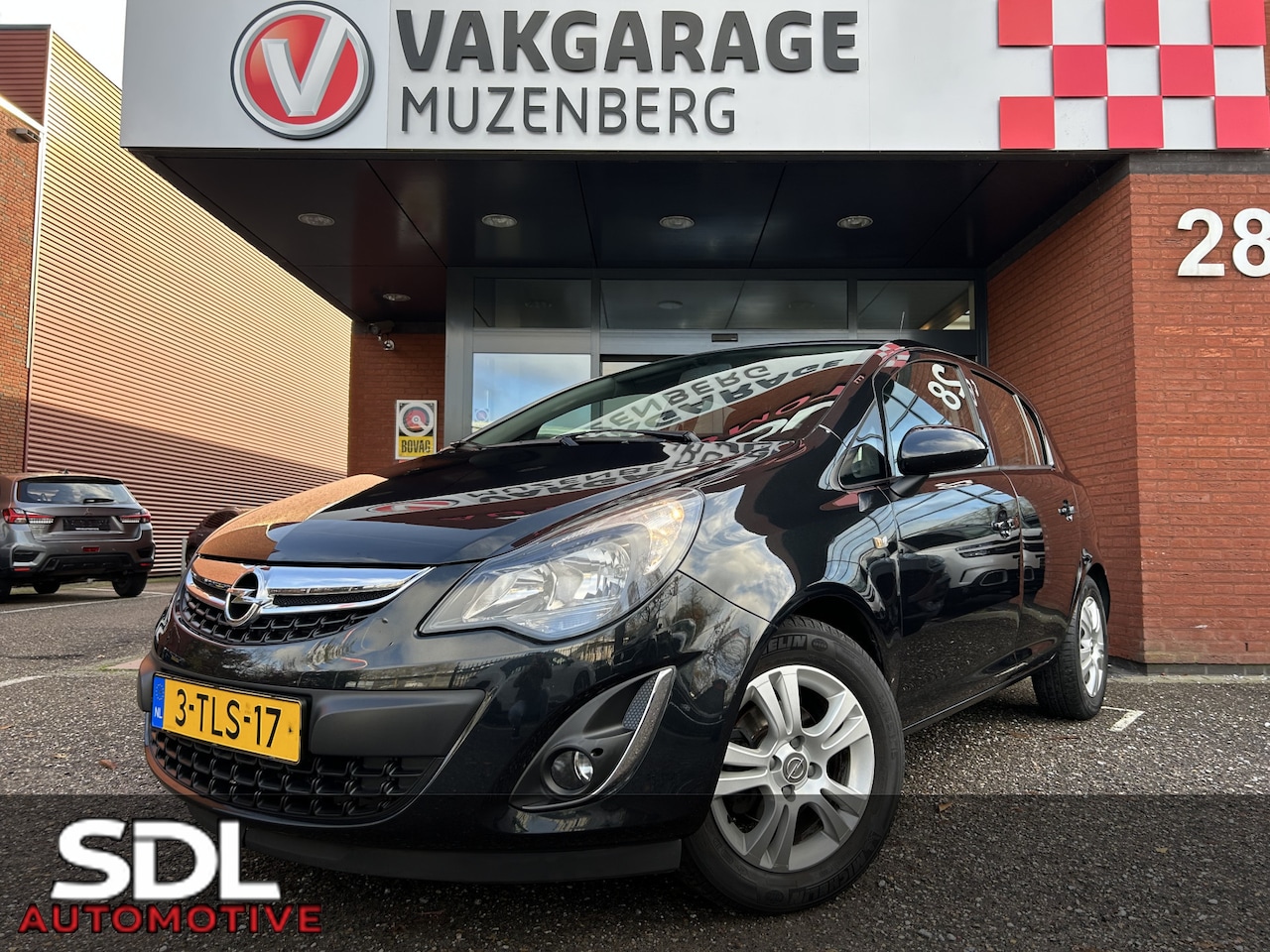 Opel Corsa - 1.4-16V Berlin GOED ONDERHOUDEN!! // NAVI // BLUETOOTH // AIRCO // ELEK. RAMEN - AutoWereld.nl