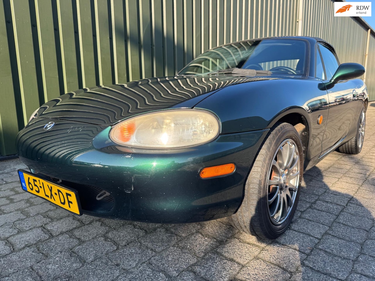 Mazda MX-5 - 1.6i 1.6i - AutoWereld.nl