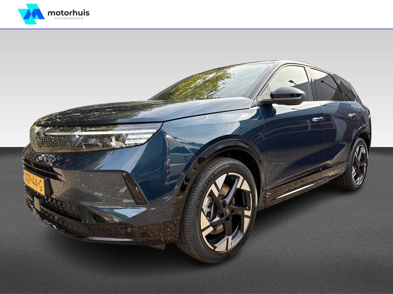 Opel Grandland - | GS Plug-in Hybrid | 195 pk | Panoramadak | Intelli HUD | 20” Diamond Cut Velgen | - AutoWereld.nl