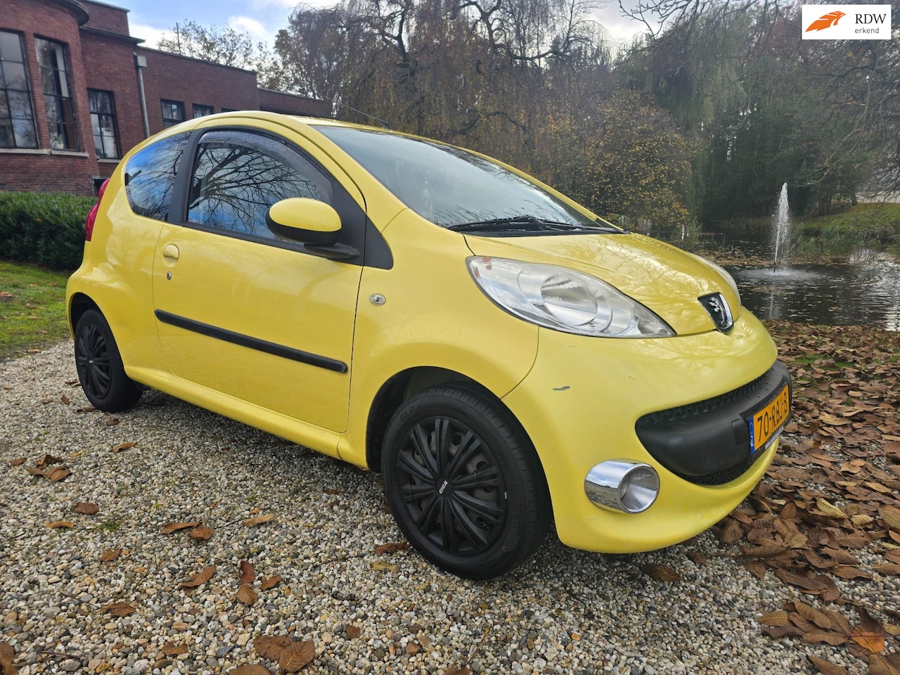 Peugeot 107 - 1.0-12V XS AUTOMAAT/airco - AutoWereld.nl
