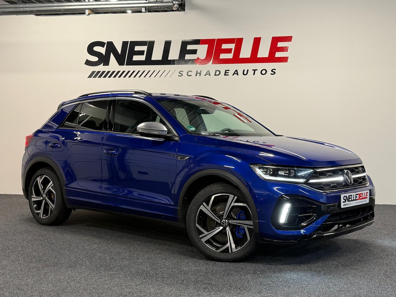 Volkswagen T-Roc - R 2.0 tsi 2024 FACELIFT!!!|Akrapovic!!!| 4 Motion|acc|lichte schade!| - AutoWereld.nl