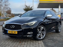 Infiniti Q30 - 1.6T SPORT1.6T 156PK 360 CAMERA NAVI