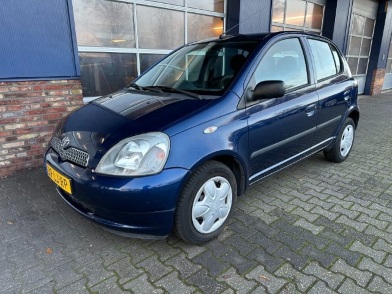 Toyota Yaris - 1.3-16V VVT-i Sol 1.3-16V VVT-I SOL - AutoWereld.nl