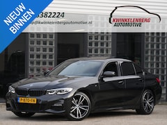 BMW 3-serie - 318i M-SPORT/ SCHUIFDAK/ PARKING PACK/ SHADOW LINE