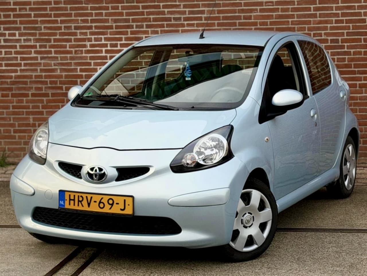 Toyota Aygo - 1.0-12V Access 1.0-12V Access - AutoWereld.nl