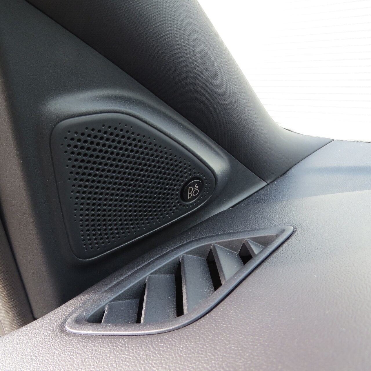 Ford Puma - 1.0 EcoBoost Hybrid ST-Line X Keyless, Electr. A.Klep, Winterpack