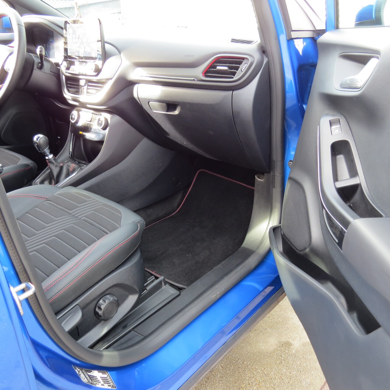 Ford Puma - 1.0 EcoBoost Hybrid ST-Line X Keyless, Electr. A.Klep, Winterpack