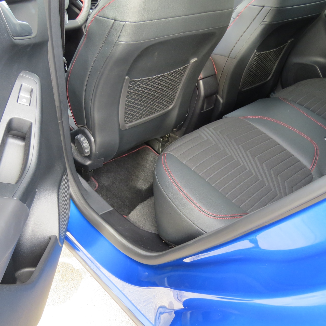 Ford Puma - 1.0 EcoBoost Hybrid ST-Line X Keyless, Electr. A.Klep, Winterpack