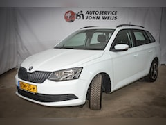 Skoda Fabia - 1.0 TSI Stationwagen, parkeerhulp, airco