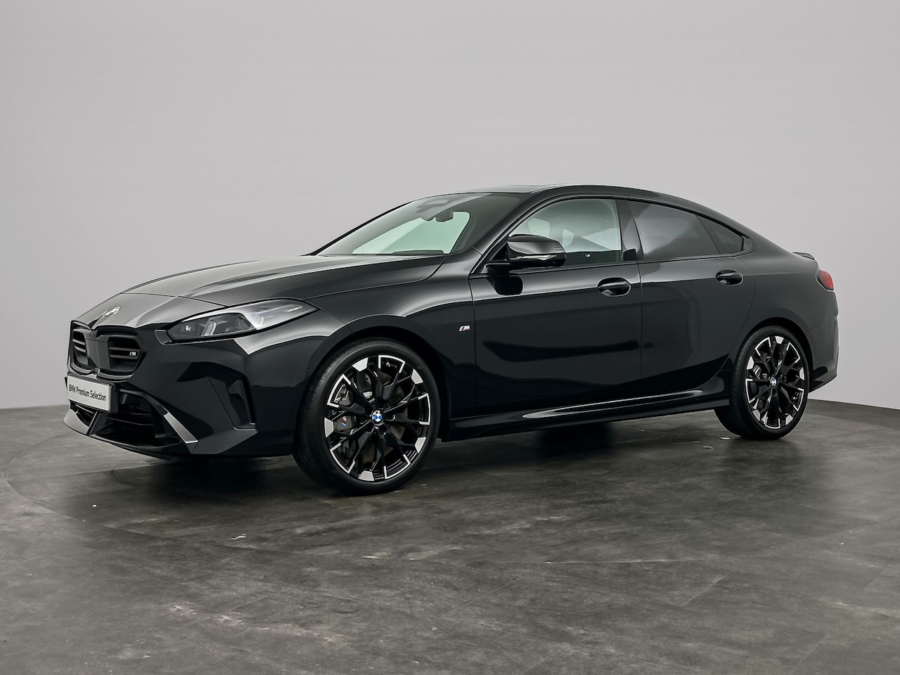 BMW 2-serie Gran Coupé - M235i xDrive M-Sport Pro | Trekhaak | Harman Kardon | Head Up Display | Comfort Access | O - AutoWereld.nl