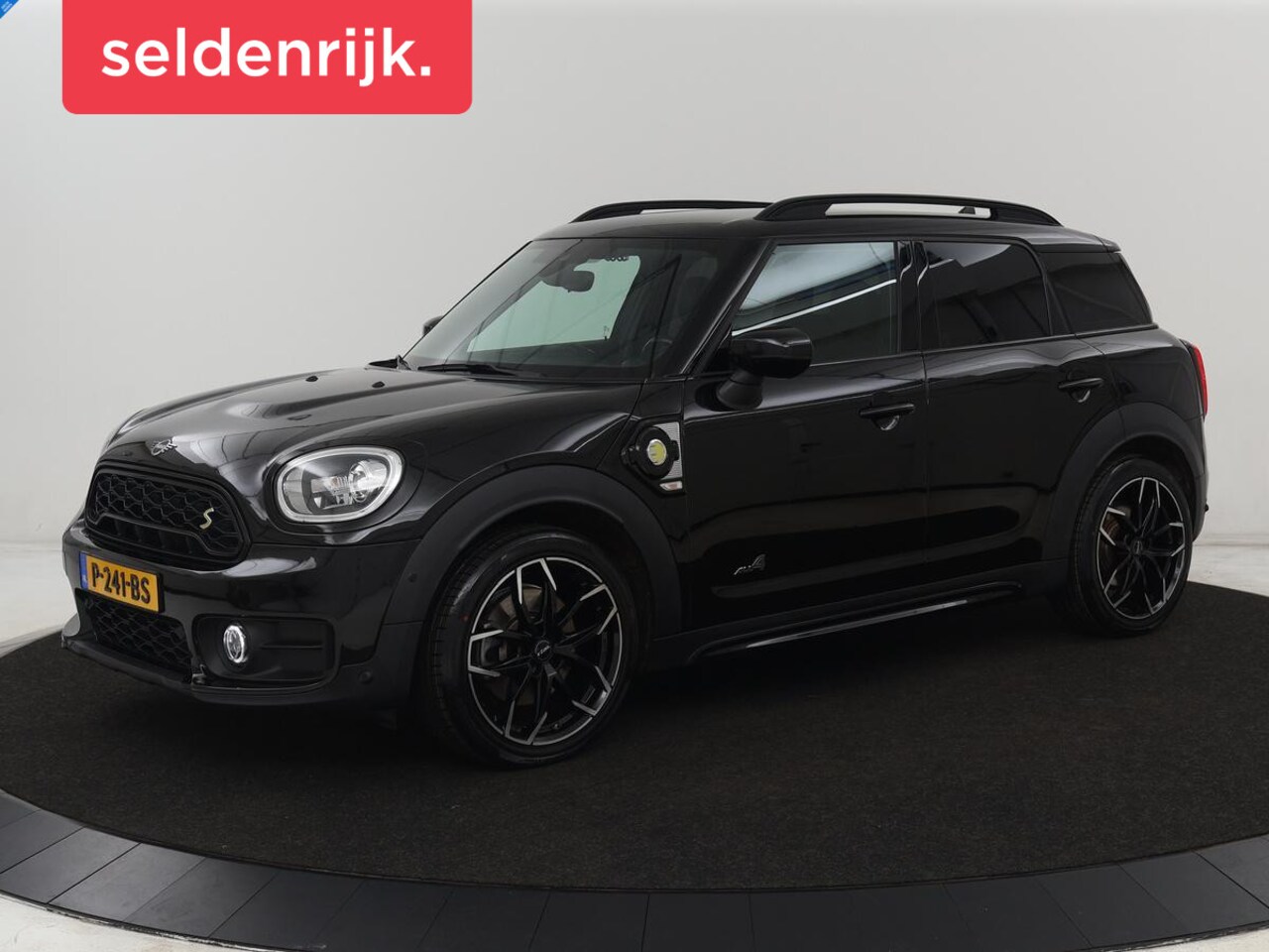 MINI Countryman - 2.0 Cooper S E Ally Chili | Leder | Stoelverwarming | Adaptive cruise | Navigatie | 19'' | - AutoWereld.nl