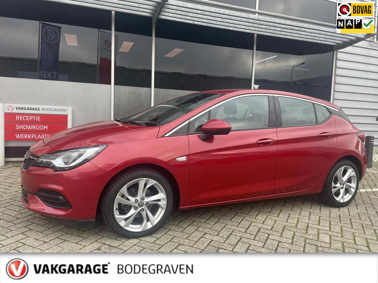Opel Astra - 1.2 Elegance / CarPlay / 360 camera - AutoWereld.nl