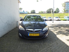 Opel Astra - 1.4 Cosmo