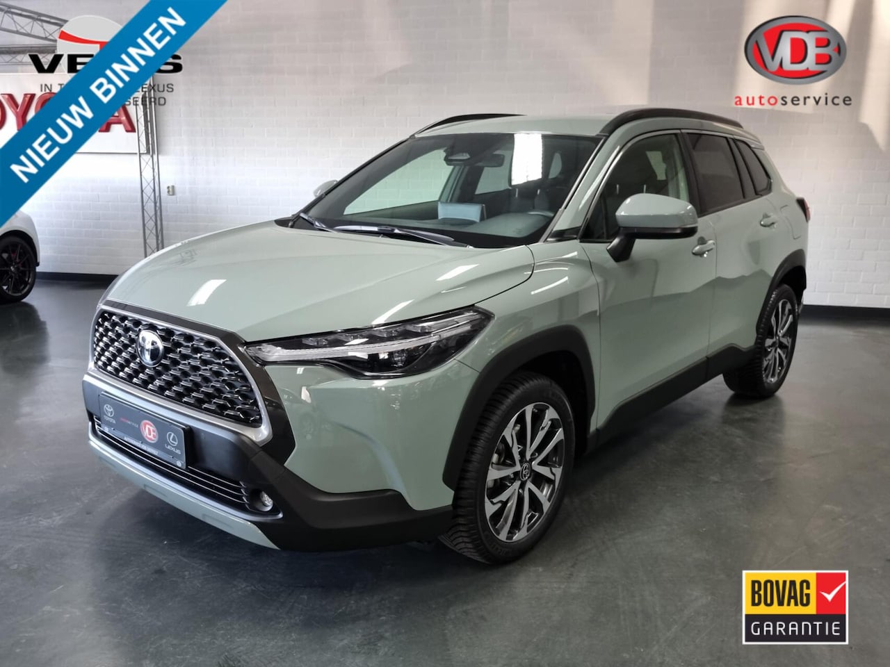 Toyota Corolla Cross - 1.8 Hybrid 140 Style Plus / DAB / PDC /NAV - AutoWereld.nl