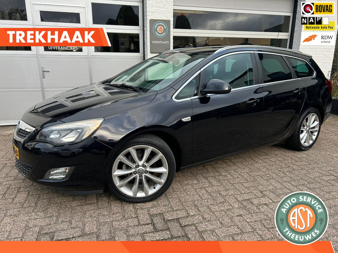 Opel Astra Sports Tourer - 1.4 Turbo Sport CLIMATE|CRUISE|TREKHAAK - AutoWereld.nl