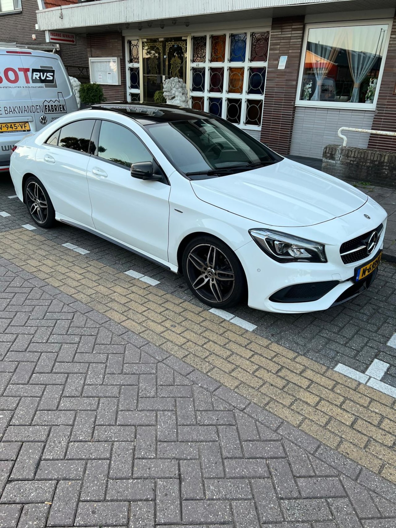Mercedes-Benz CLA-Klasse - CLA 220 4MATIC - AutoWereld.nl