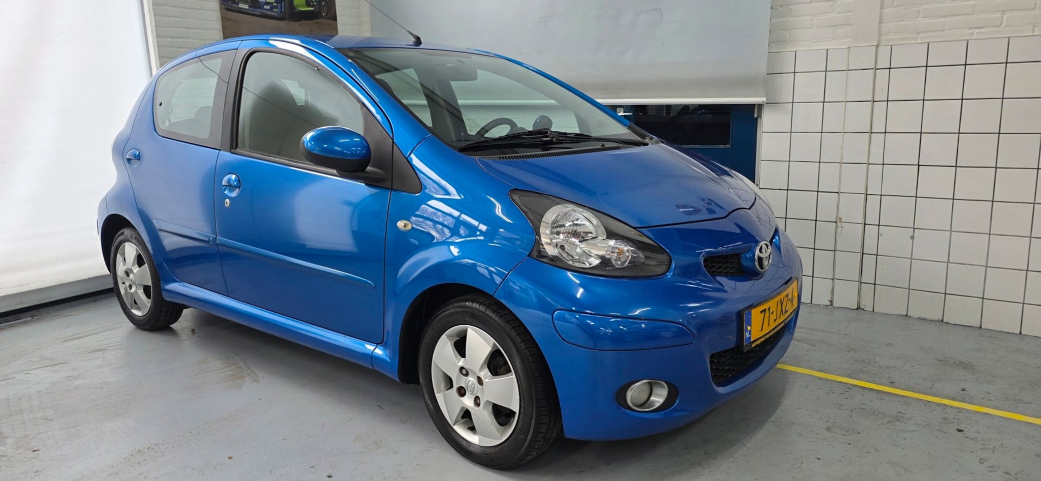 Toyota Aygo - 1.0-12V Dynamic Blue 1.0-12V Dynamic Blue - AutoWereld.nl