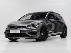 Volkswagen Golf - 2.0 TSI 4Motion R Performance Pano Akra DCC
