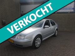 Volkswagen Bora - 1.6-16V Comfortline