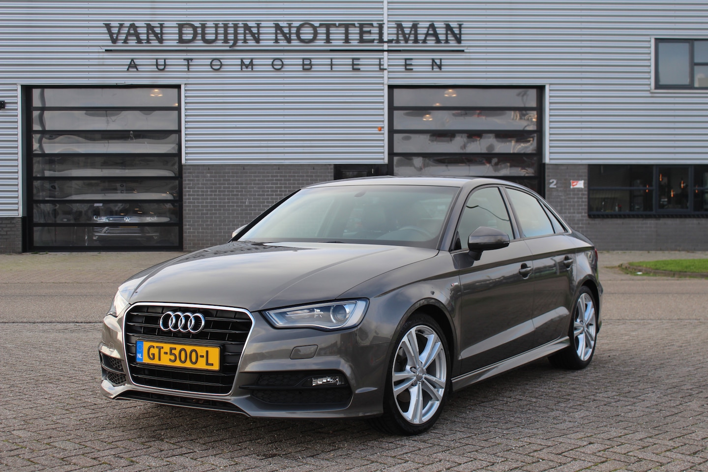 Audi A3 Limousine - 1.4 TFSI CoD Ambition Sport Edition / B&O / Keyless / N.A.P. - AutoWereld.nl