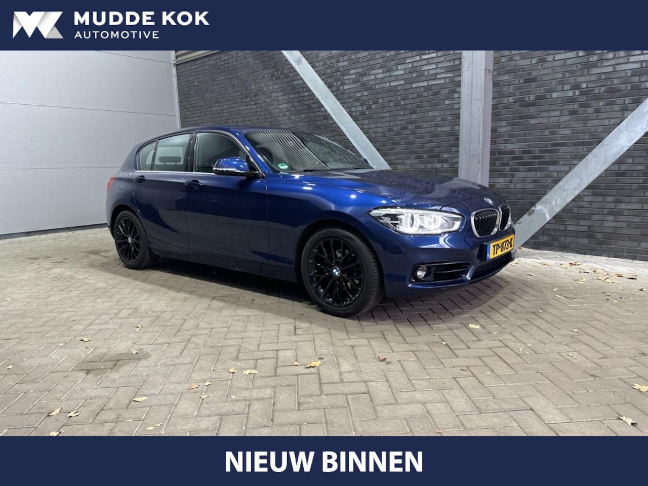 BMW 1-serie - 118i Corporate Lease Executive | Automaat | Vol-Leder | Trekhaak | 17 Inch - AutoWereld.nl