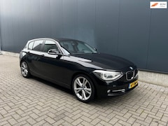 BMW 1-serie - 116d Business+ Sport