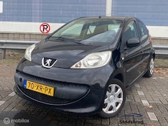Peugeot 107 - 1.0-12V XR