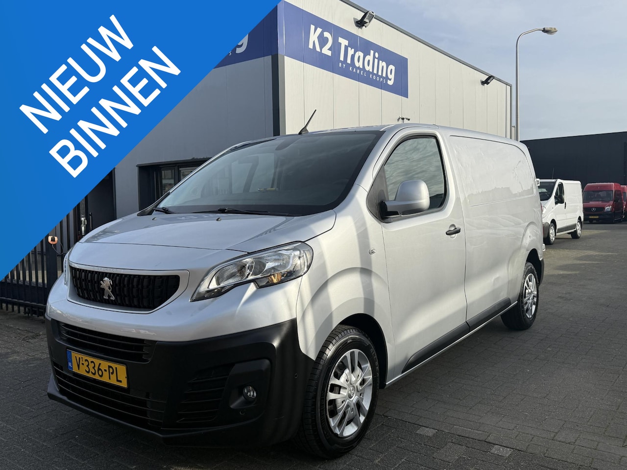 Peugeot Expert - 231S 2.0 BlueHDI 120 Premium Pack 231S 2.0 BlueHDI 120 Premium Pack - AutoWereld.nl