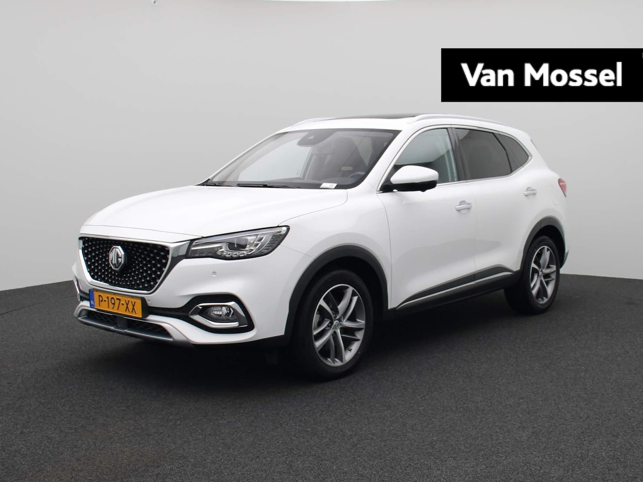MG EHS - 1.5 TGDI PHEV Luxury MG EHS 1.5 TGDI Luxury | Leder | Panoramadak | Led Sfeerlicht | 360 C - AutoWereld.nl
