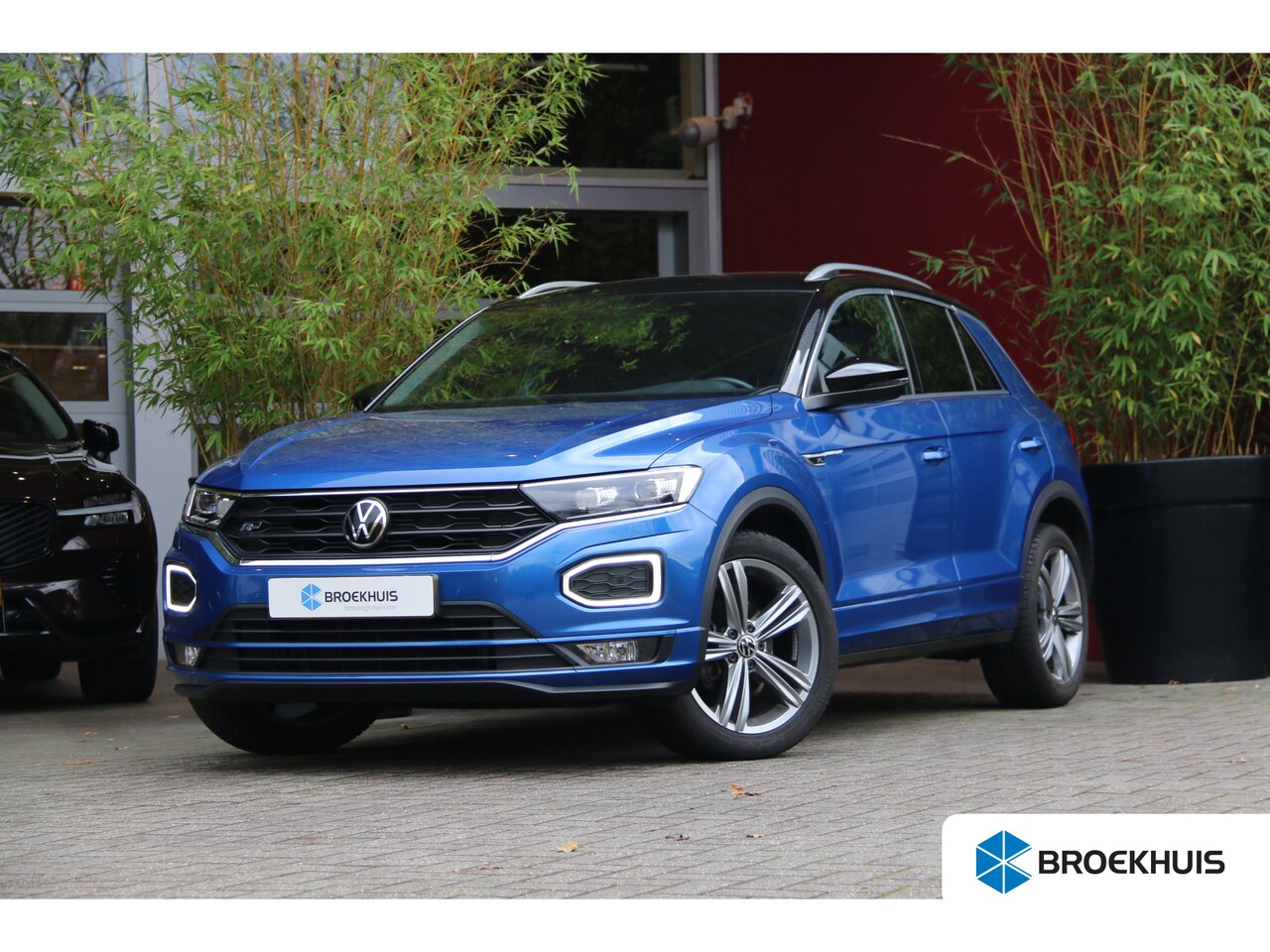 Volkswagen T-Roc - 1.5 TSI Sport Business R | Adapt. Cruise | Virt. cockpit | Camera | Stoelverw. | 18'' - AutoWereld.nl
