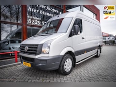 Volkswagen Crafter - 50 2.0 TDI L2H2 | Parkeer camera | Bluetooth telefoon | Laadruimte verlichting | Trekhaak