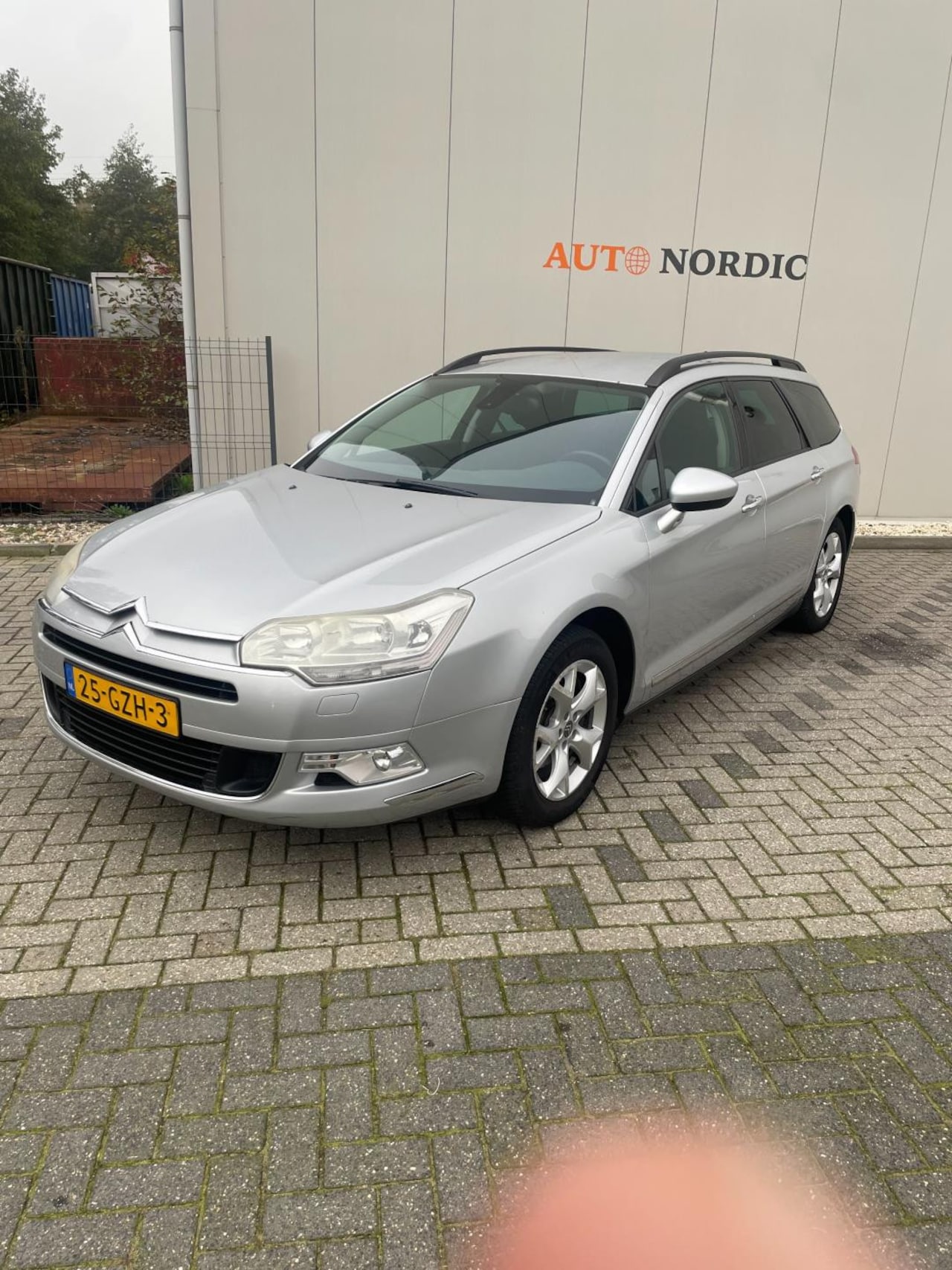 Citroën C5 Tourer - 2.0 16V Ligne Business 2.0 16V Ligne Business - AutoWereld.nl