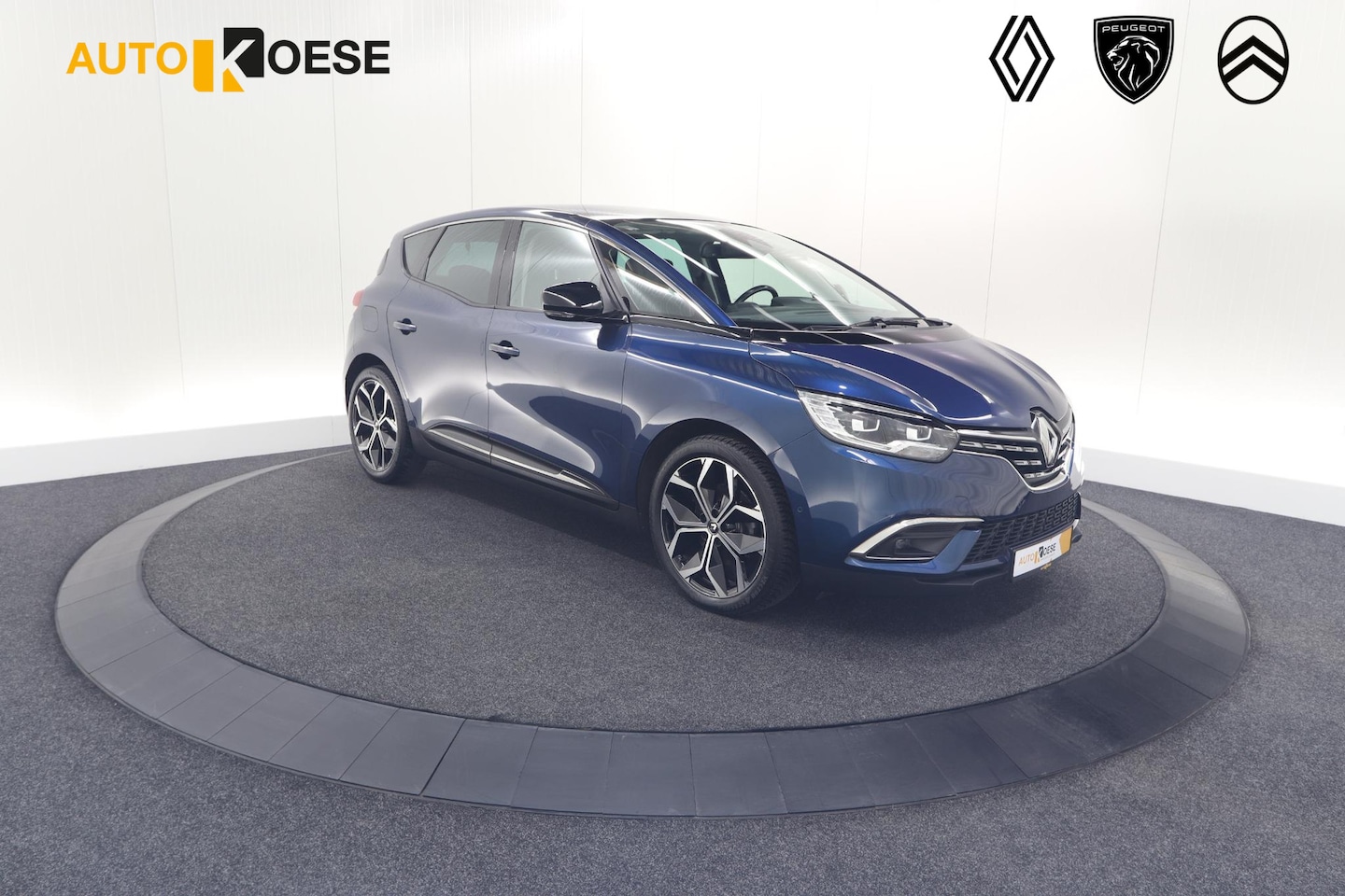 Renault Scénic - TCe 140 EDC Bose | Trekhaak | Camera | Stoelverwarming | Navigatie | Dodehoekdetectie - AutoWereld.nl